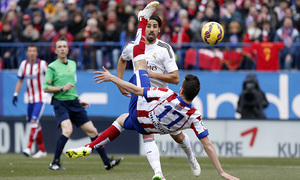 Temporada 14-15. Jornada 22. Atlético de Madrid-Real Madrid. Saúl remata de chilena para hacer el segundo del equipo.